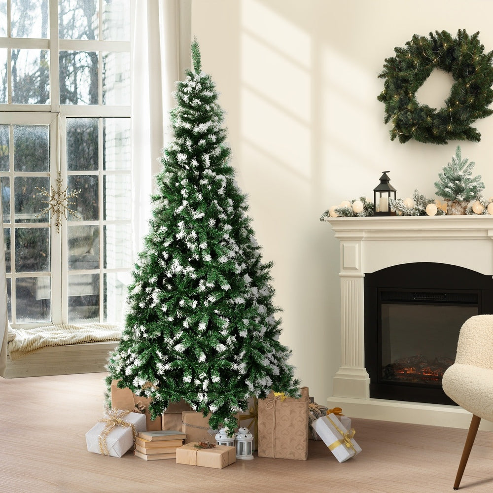 6FT Snowy Green Christmas Tree with 800 Tips